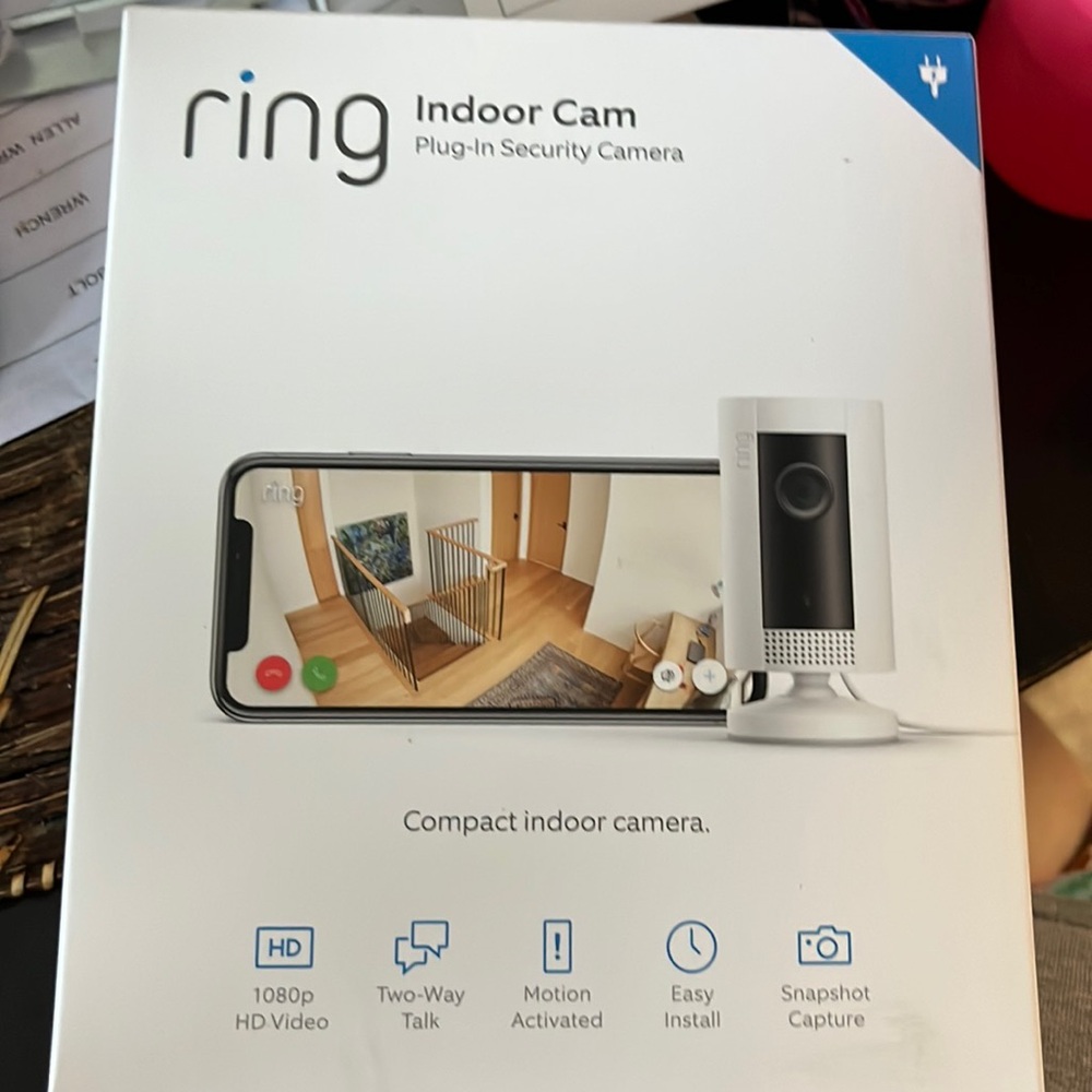 Ring Indoor Cam Plug in security camera